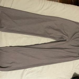 Gray Figs scrub pant. Large. Never worn.